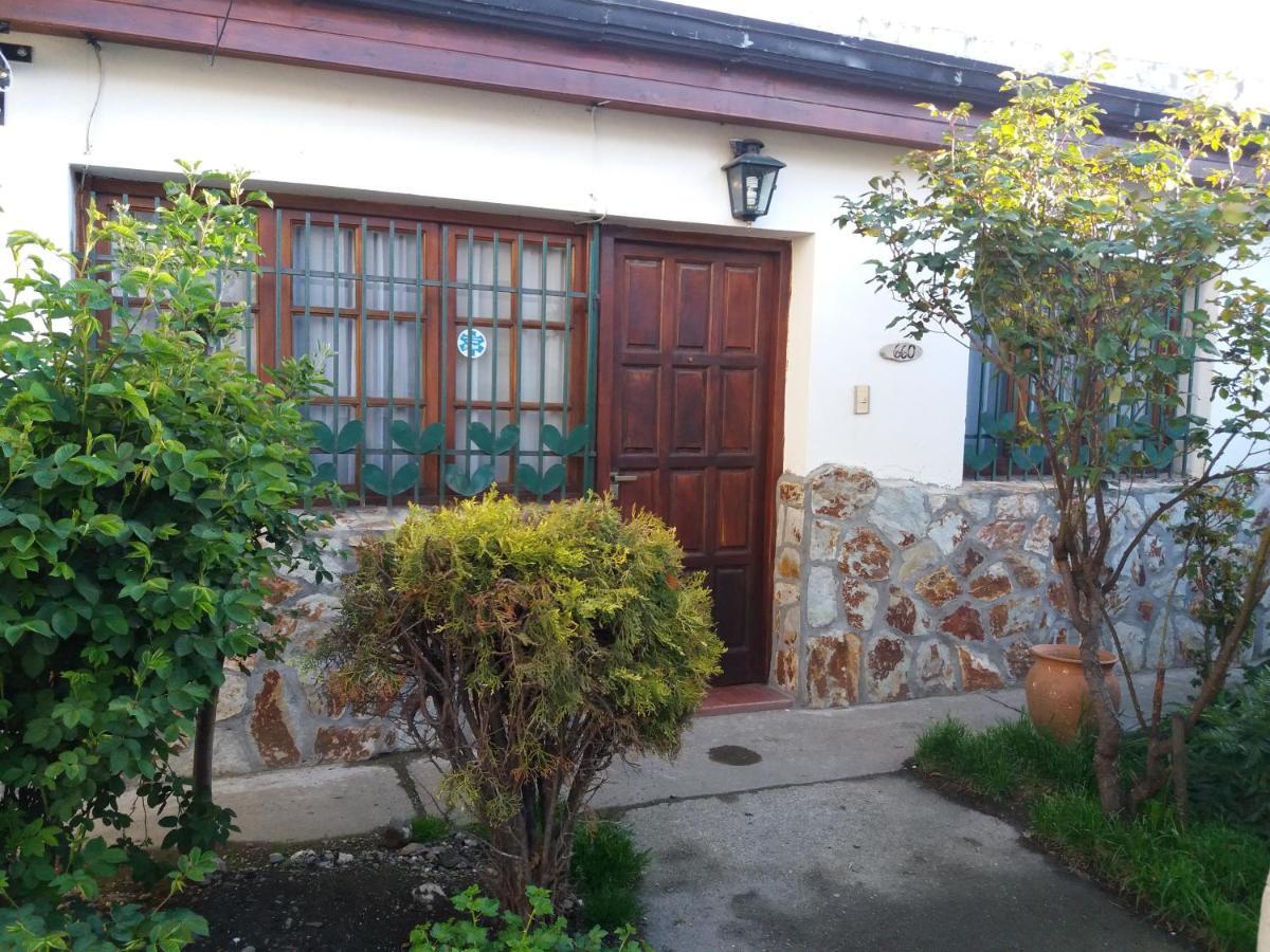לינה וארוחת בוקר אושואיה Casa Elena מראה חיצוני תמונה